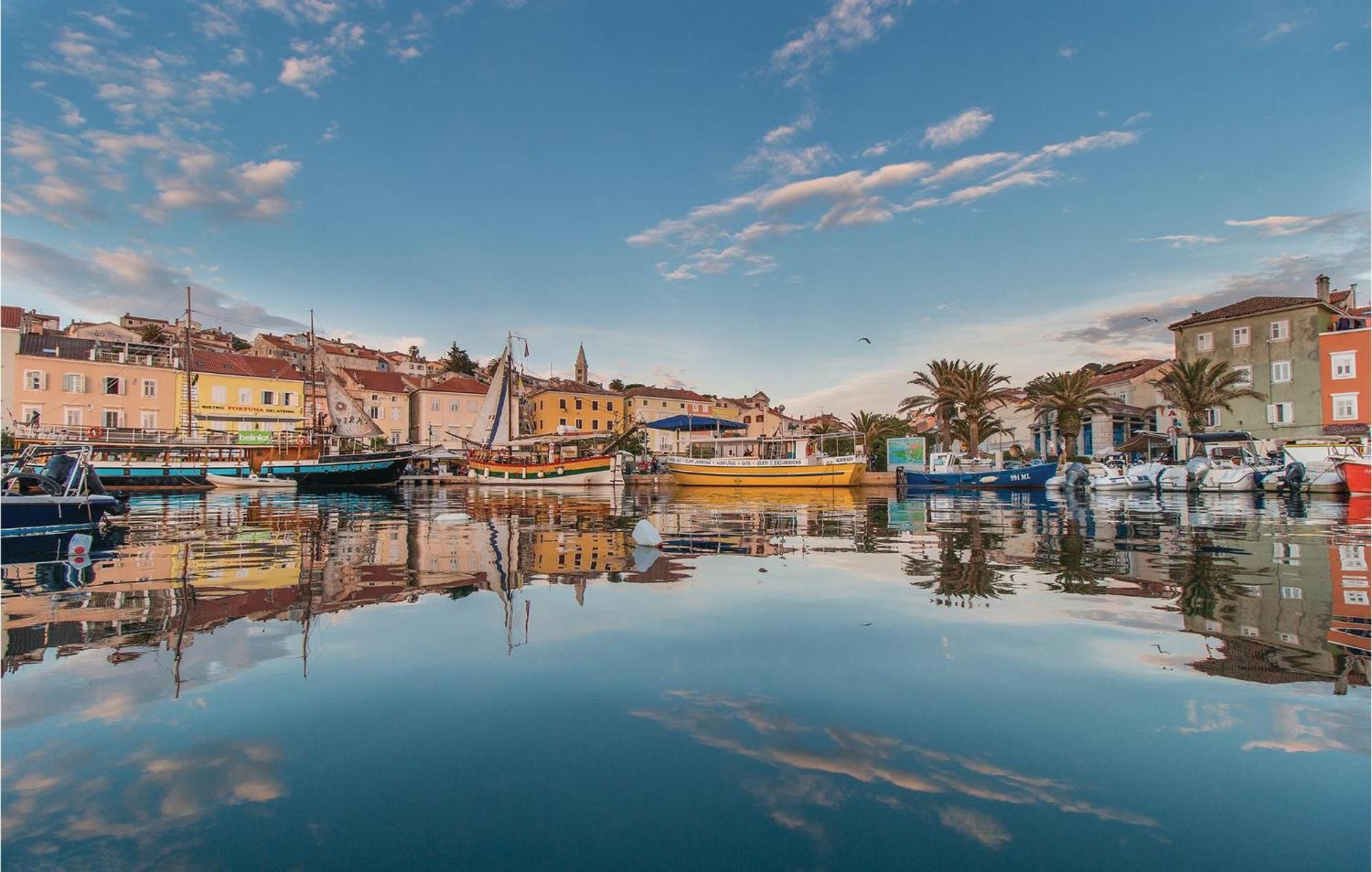 Amazing Apartment In Mali Losinj With Wifi 外观 照片