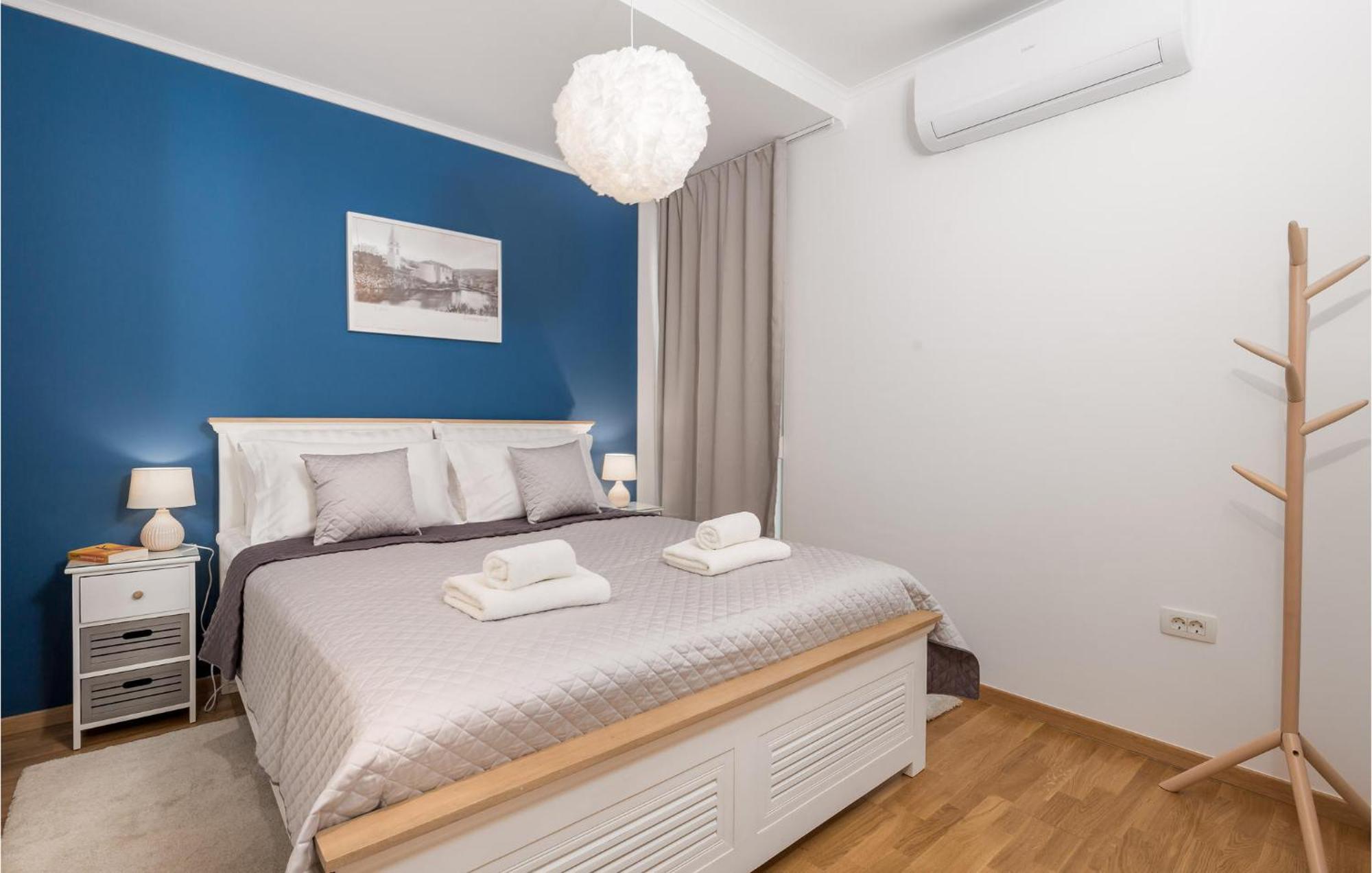Amazing Apartment In Mali Losinj With Wifi 外观 照片