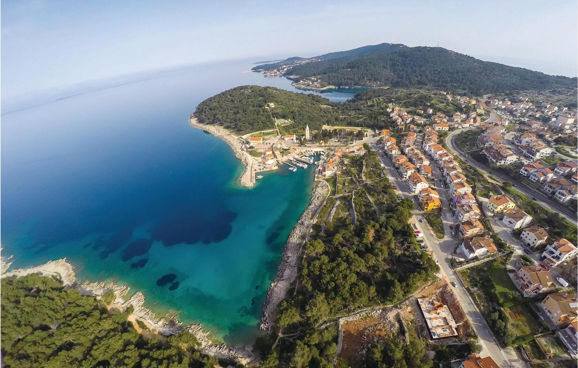 Amazing Apartment In Mali Losinj With Wifi 外观 照片