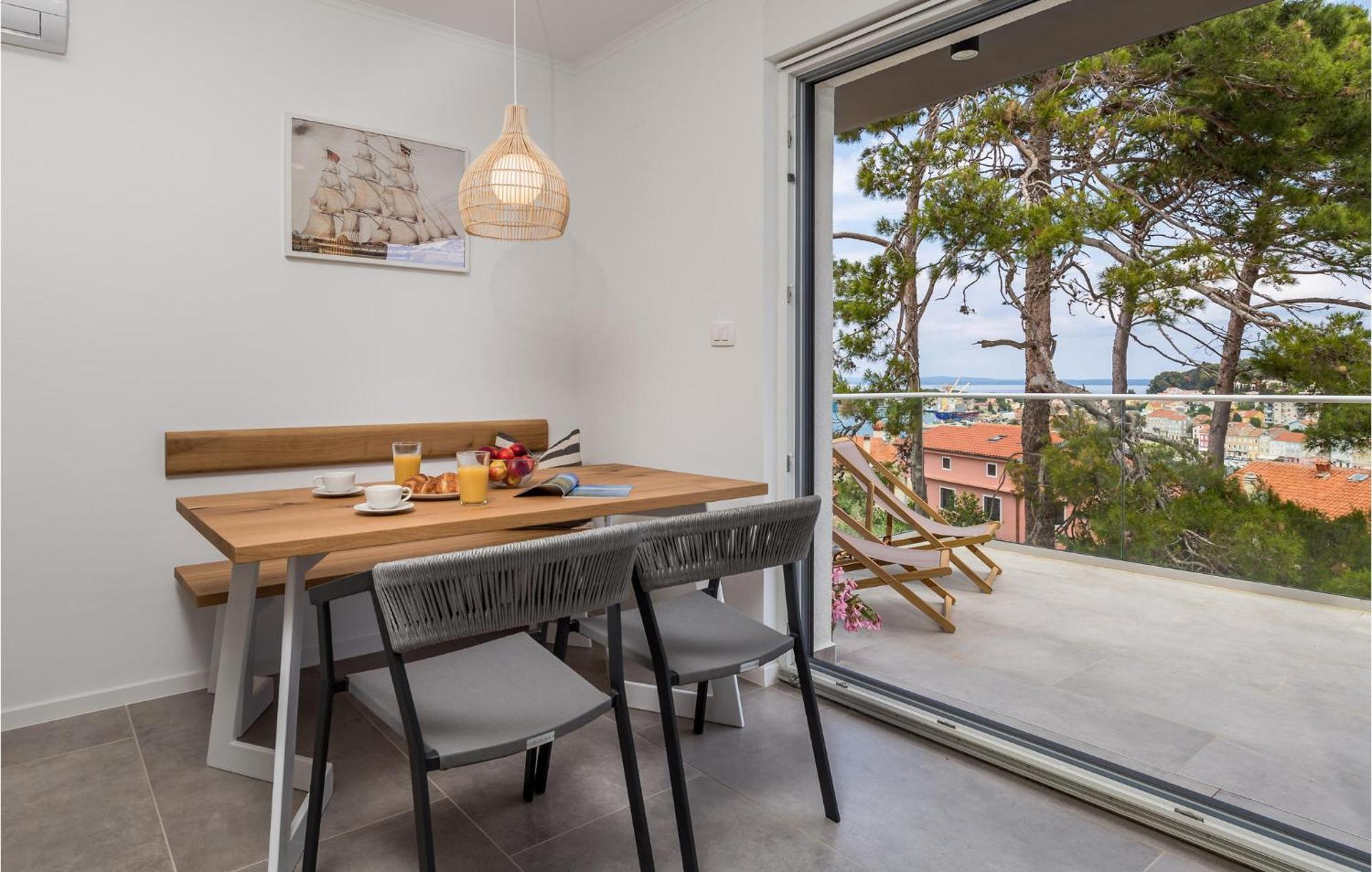 Amazing Apartment In Mali Losinj With Wifi 外观 照片